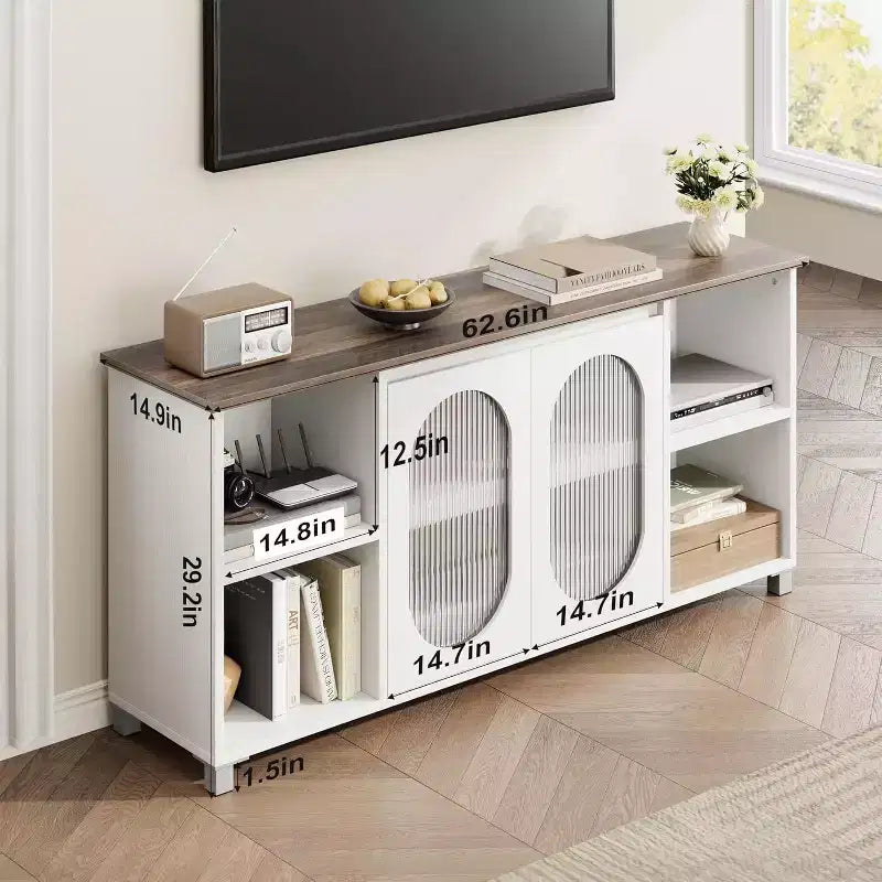 177,8 cm rustikaler TV-Ständer - Entertainment-Center mit geriffelten Glastüren und offenen Regalen, Medienkonsole fürs Wohnzimmer (Weiß und Dunkelbraun)