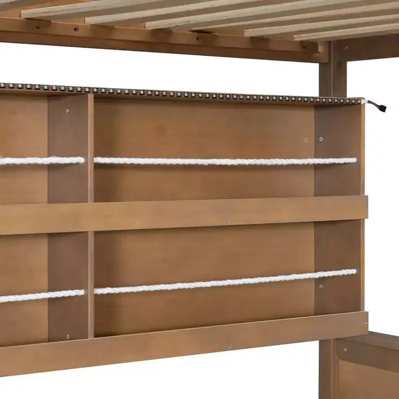 Modernes niedriges Etagenbett, 140 x 200 cm, mit Stauraum, beleuchteten Regalen und Lochwand