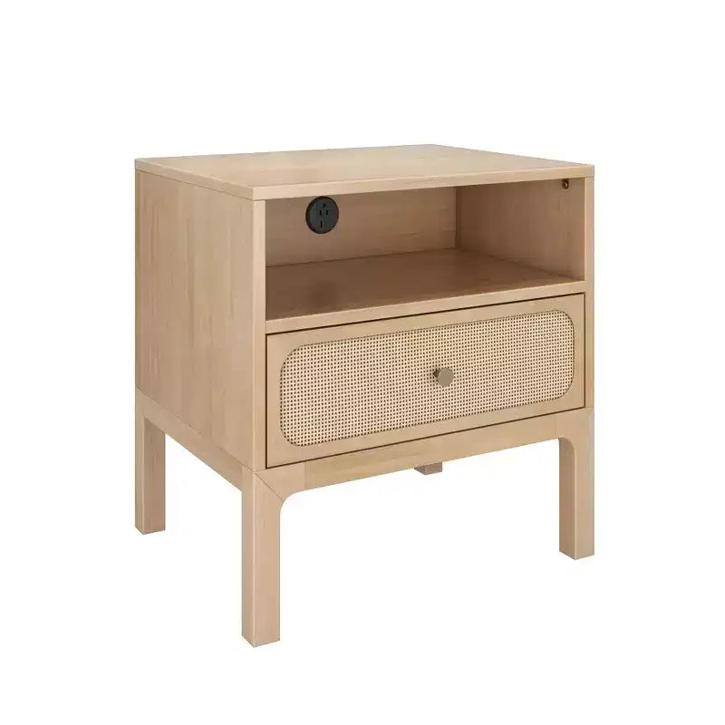 Rattan-Nachttisch mit 1 Schublade, Steckdose und Messingknauf